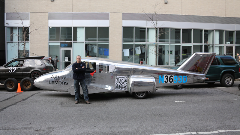 Illustration for article titled I Drove A Cessna Through Times Square And It Was Incredible